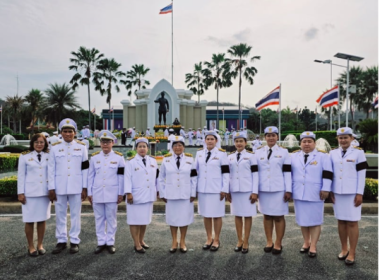 สหกรณ์จังหวัดชลบุรี เข้าร่วมพิธีวางพวงมาลาถวายราชสักการะ ... พารามิเตอร์รูปภาพ 2